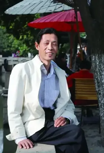 谢友苏
