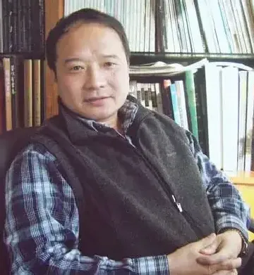 秦卫东