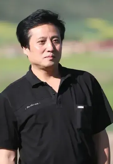 张志雁