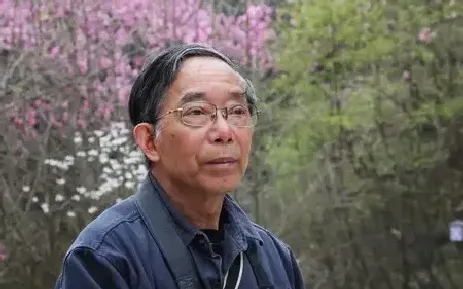 何多俊