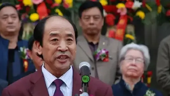 何乃磊