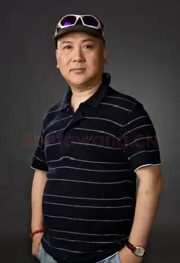 张铨