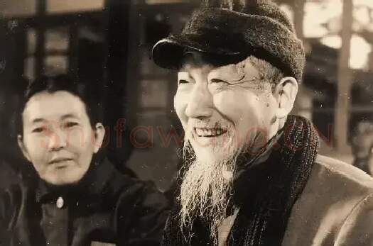 黄羲