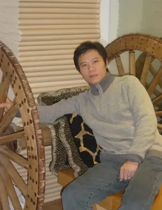 徐默