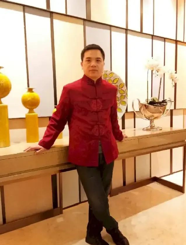 杨政委