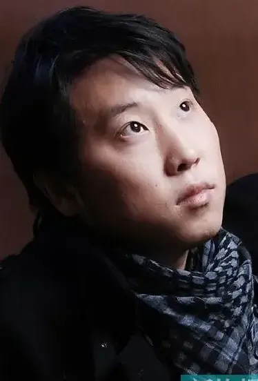 谭旭