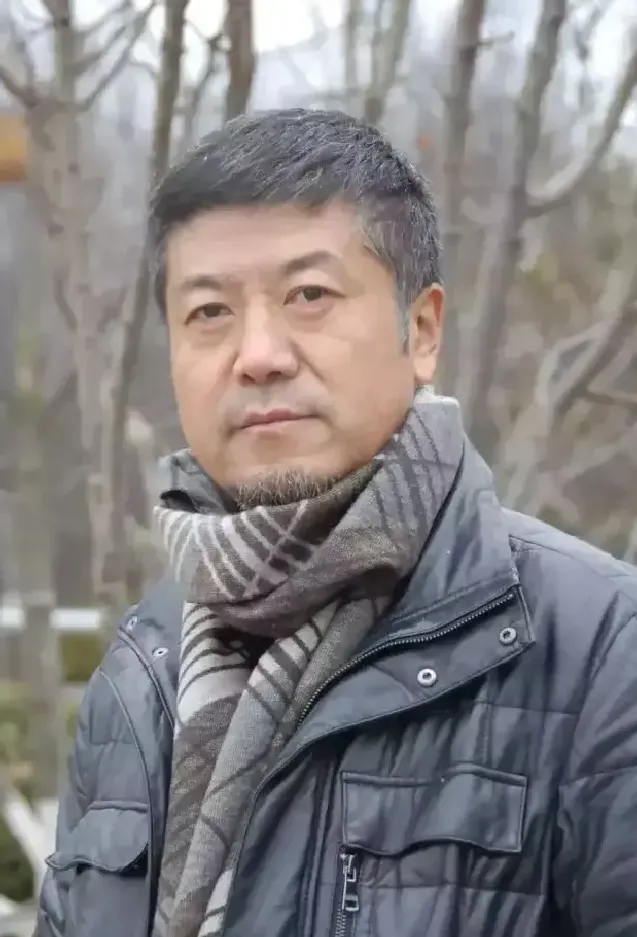 薛波