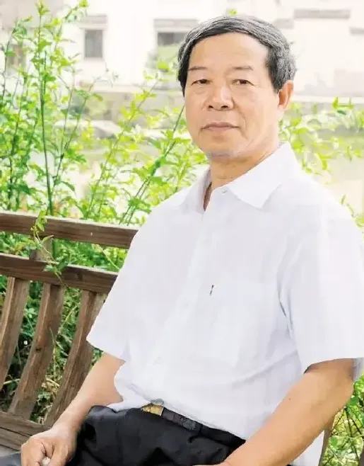 骆恒光