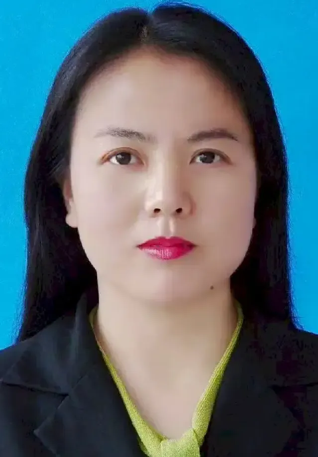 高殿霞