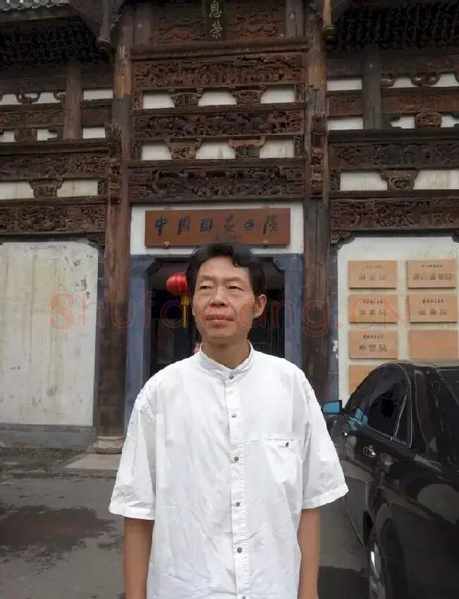 黄三枝