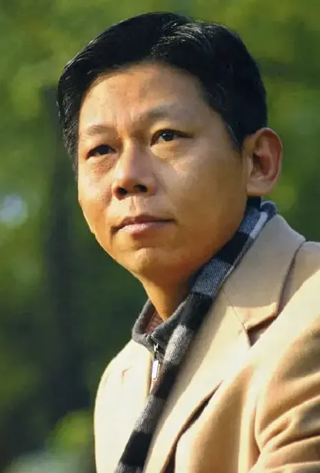 曹俊