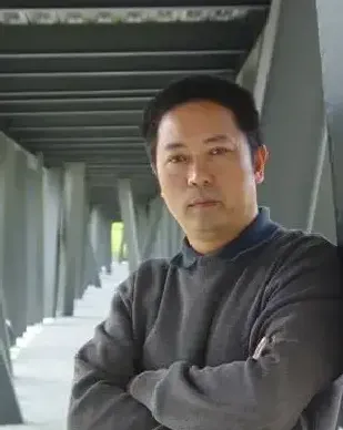 于小平