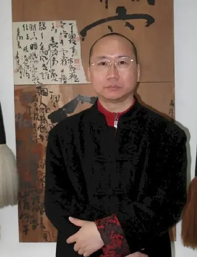 袁绍明