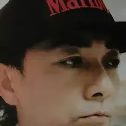 颜宝臻