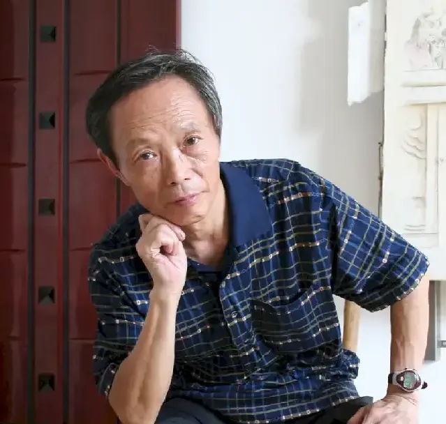 唐映南