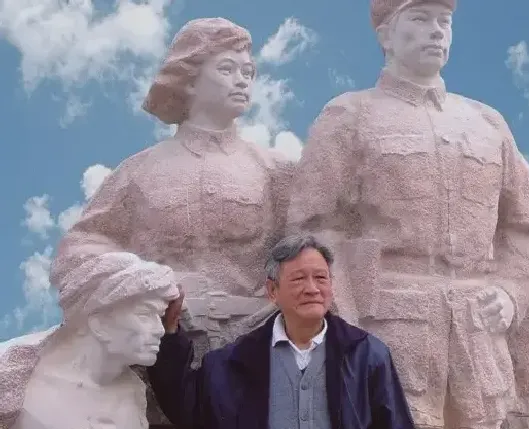 凌镇威