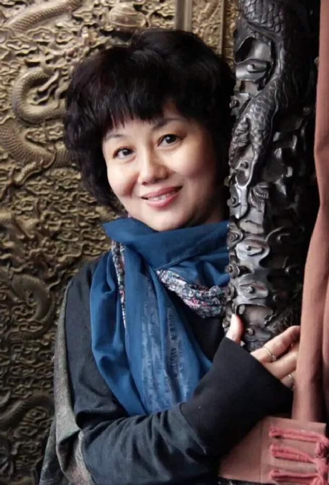 李清芬