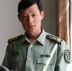 侯贺明