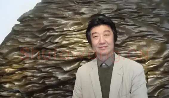 秦璞