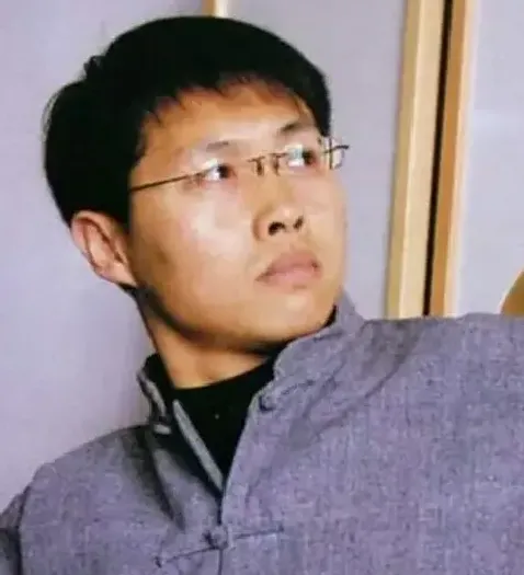 魏云飞