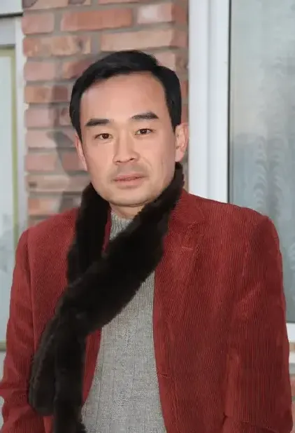周垚光