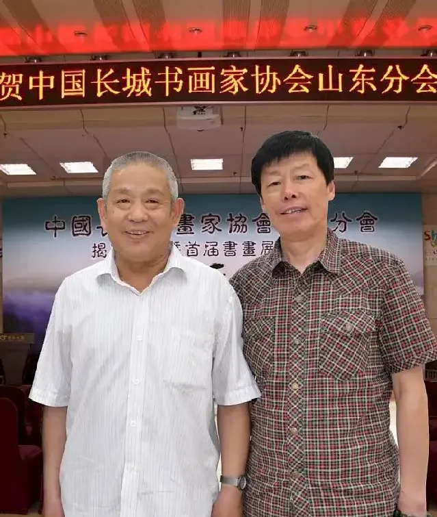李聿仁·与张志民先生合影