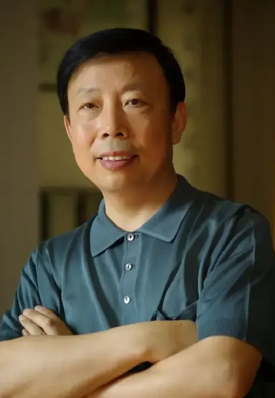 殷树峰