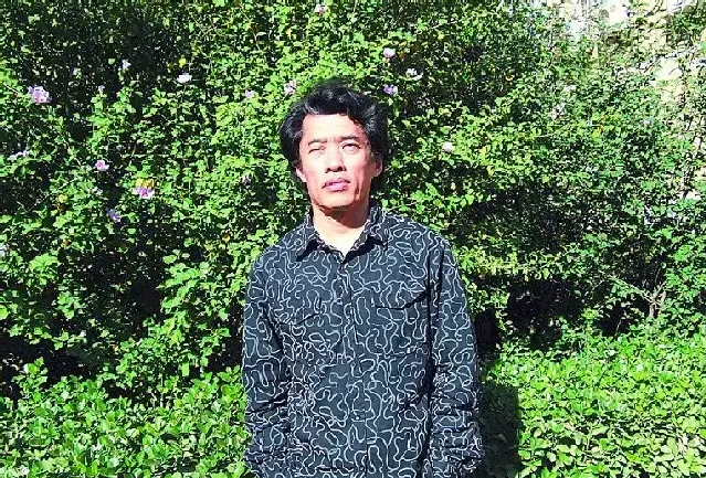 陈伟