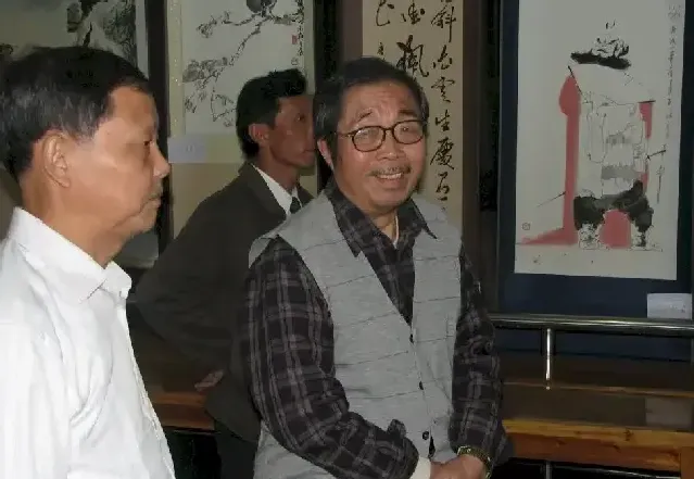 叶瘦谷