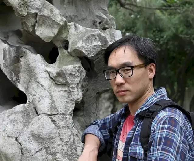 高家明