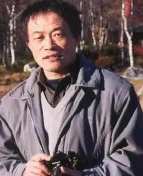 巫俊