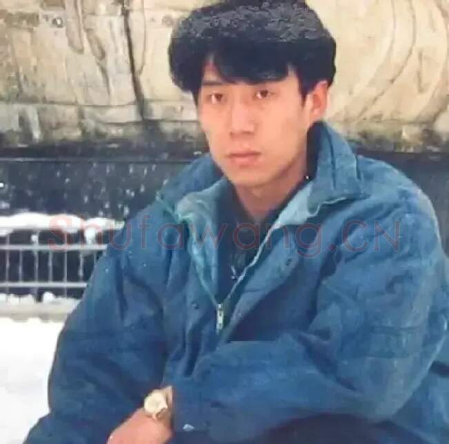 张忆滨