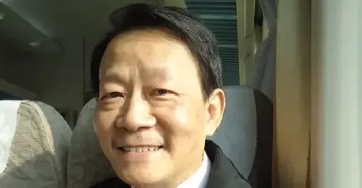 阳小毛