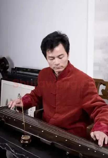 吴秋雨