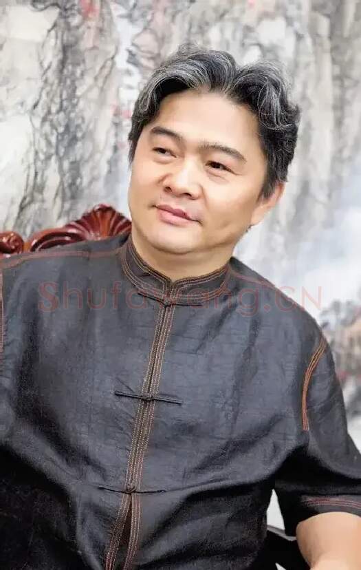 闫禹铭·闫禹铭