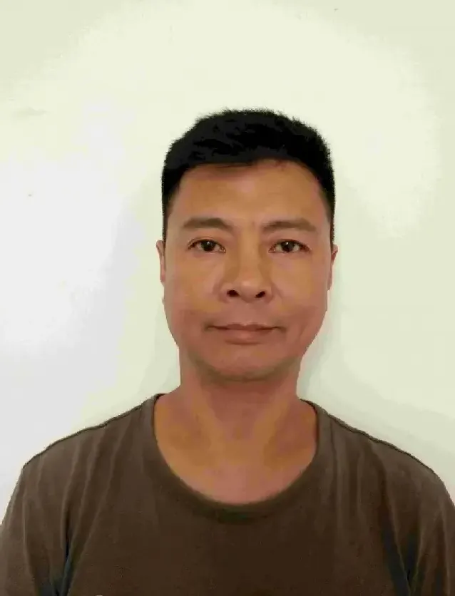 李革