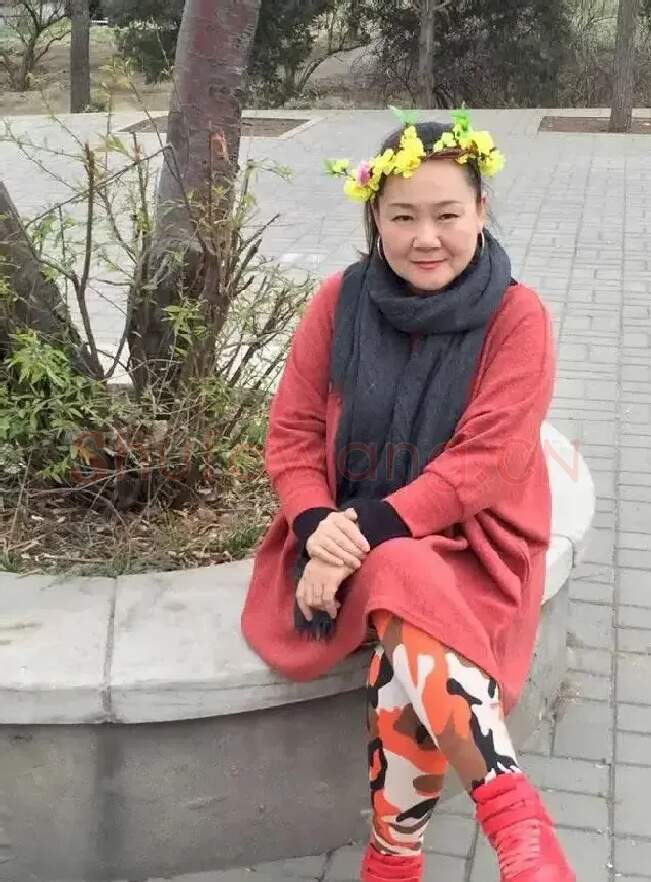 曹娜·曹娜