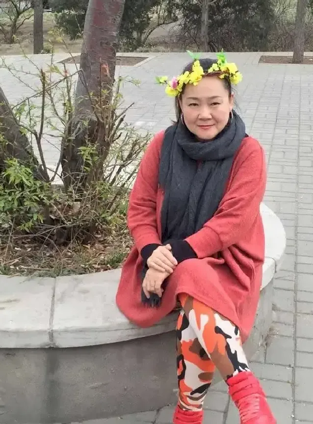 曹娜·曹娜