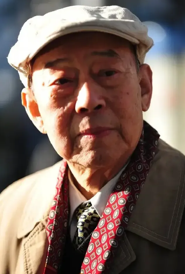 罗贻·罗贻