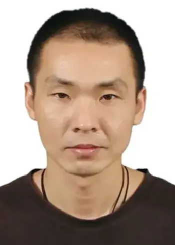 李致臣