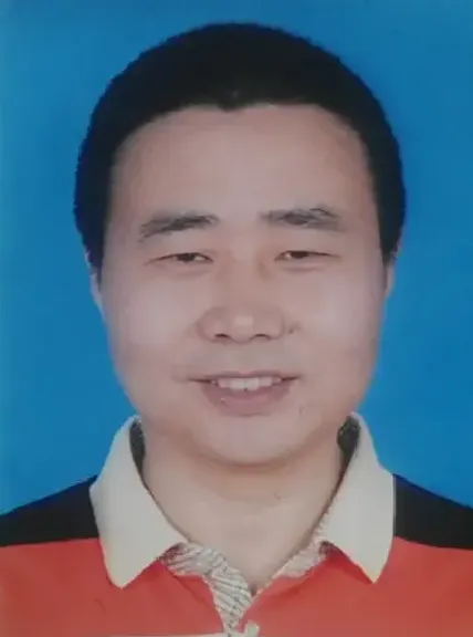 周明富