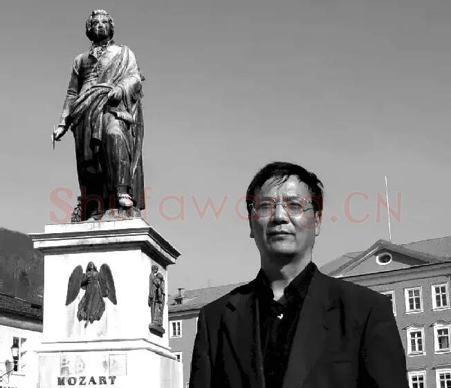龙纯立