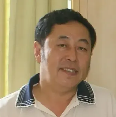 于晶华