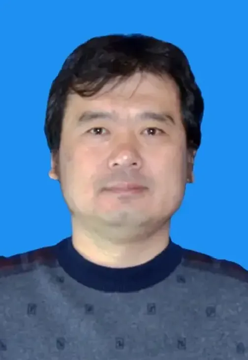 王雷