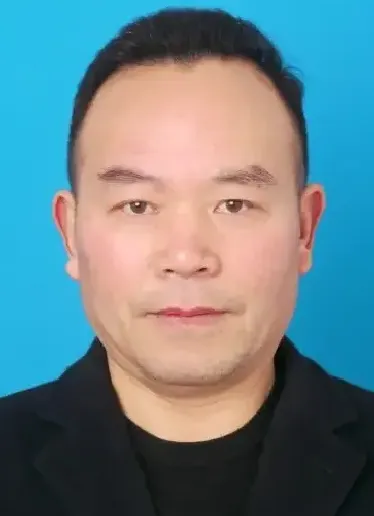 李明