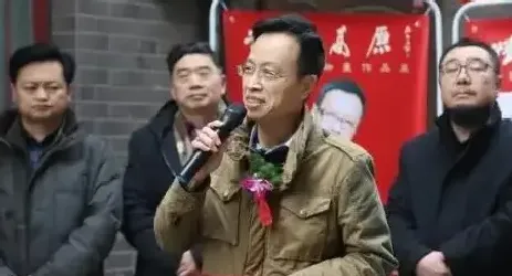 谢凯泽