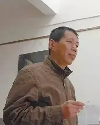 傅世文