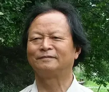 李荣洲