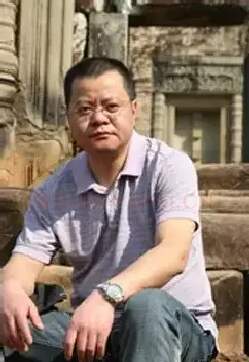洪健