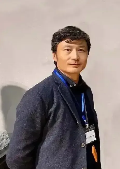 钟剑秋